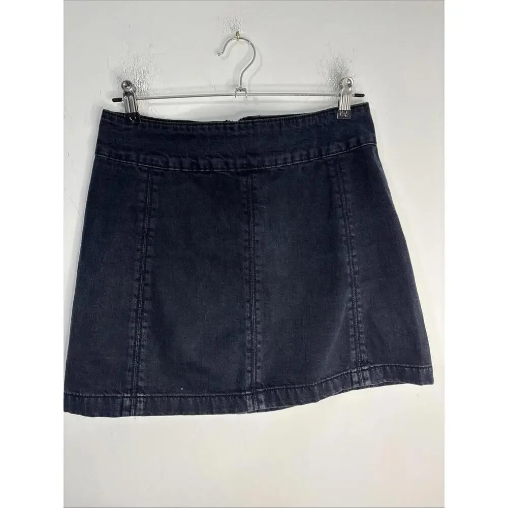 Free People Black Denim Mini‎ Skirt, Size 8 W31”L16” Boho Moto Grunge Y2K
